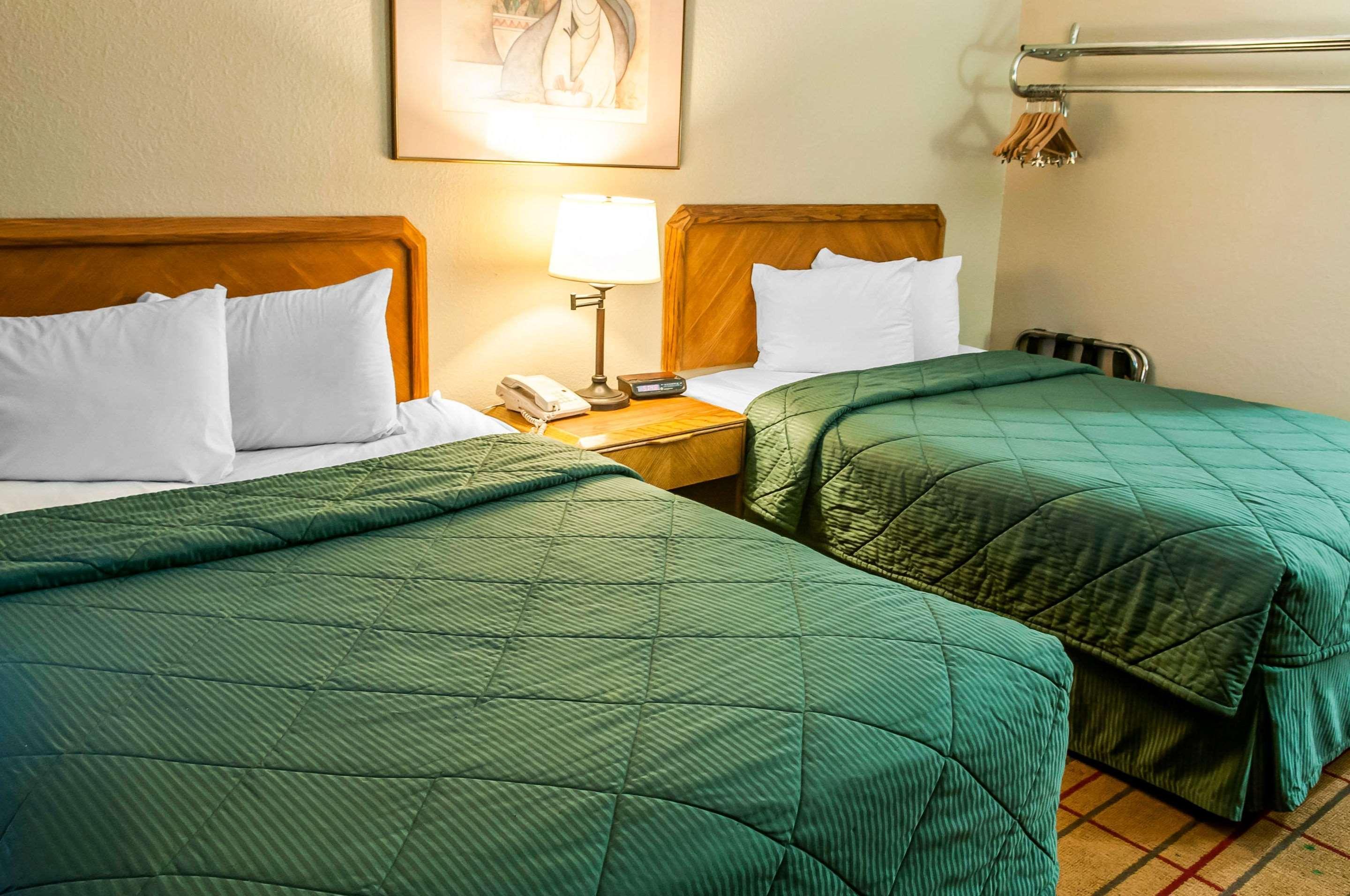 Rodeway Inn East Albuquerque Extérieur photo