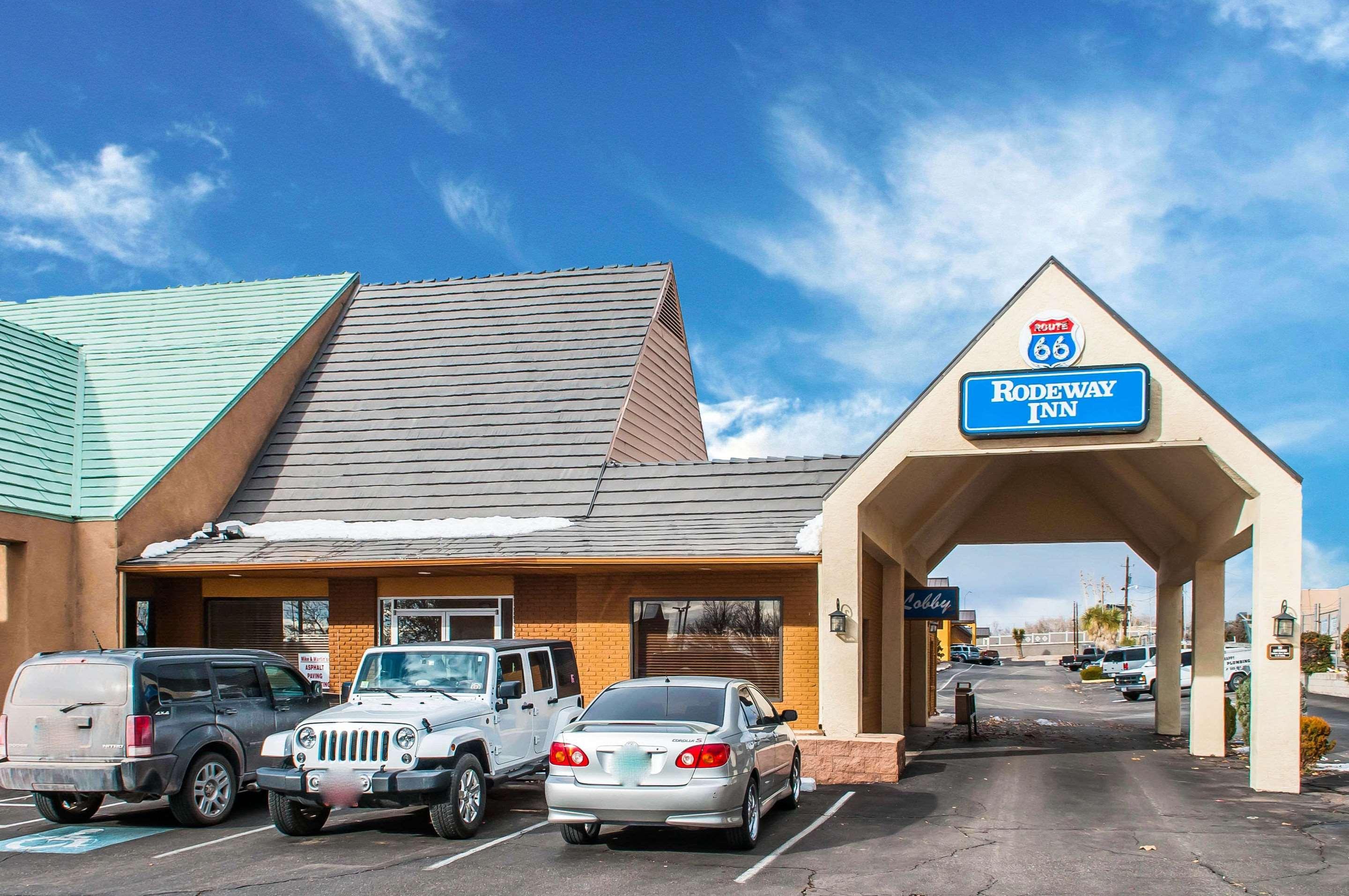 Rodeway Inn East Albuquerque Extérieur photo
